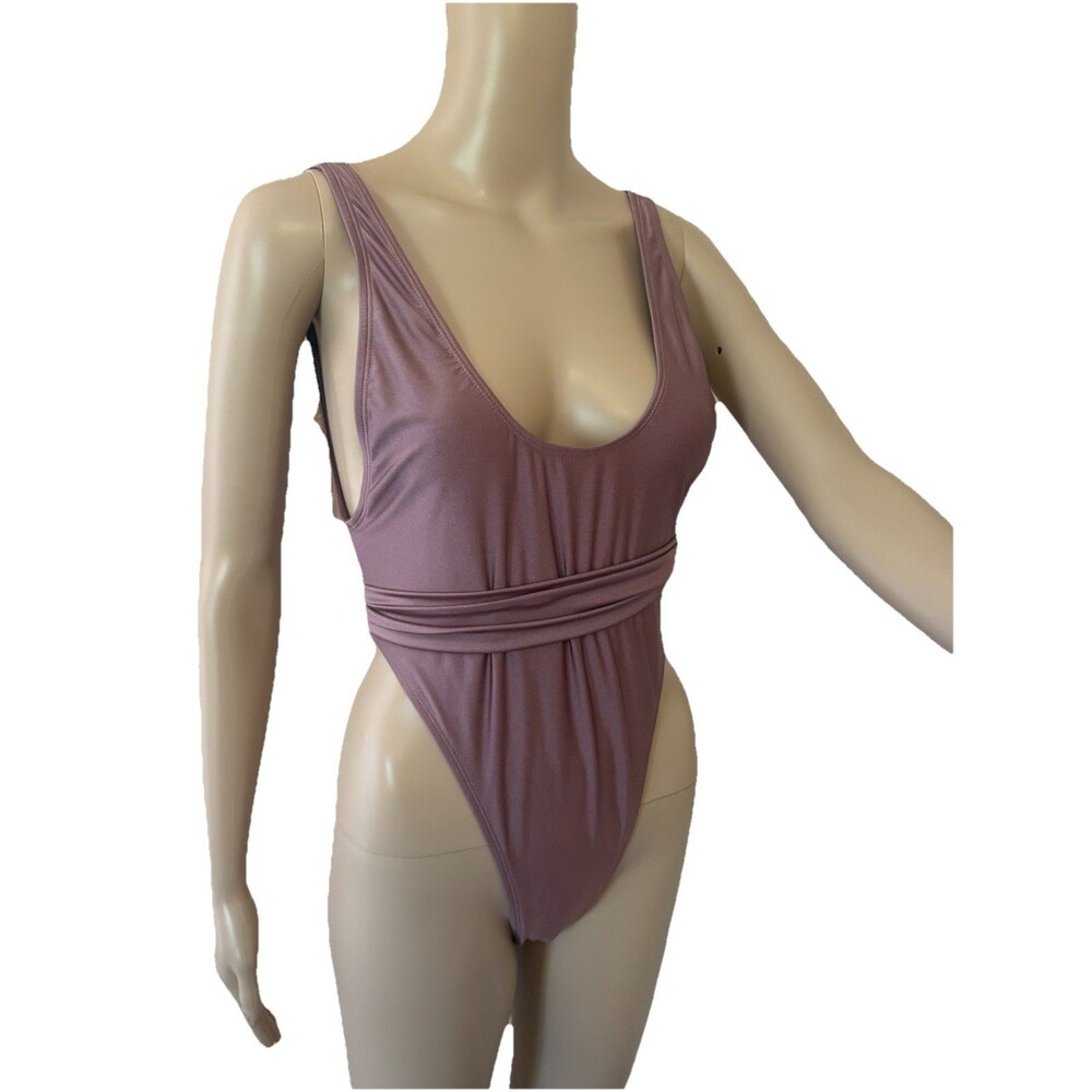 Lioness One-Piece Swimsuit Size M Adjustable Back Straps Sexy Cut